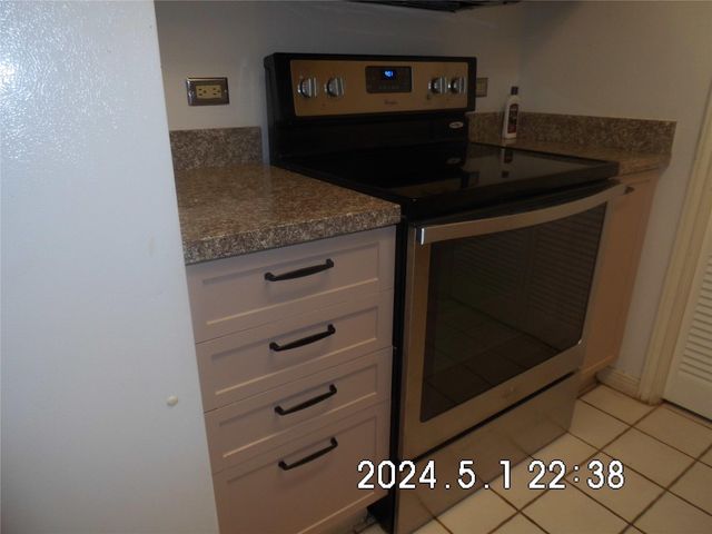 3525 Sage Road 318, Houston, TX 77056