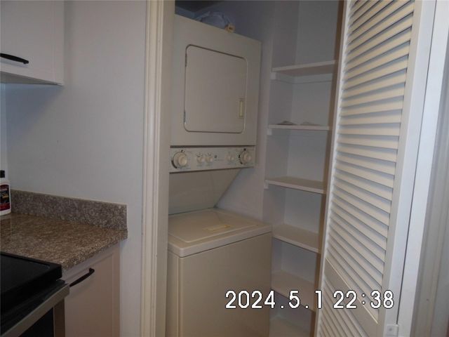 3525 Sage Road 318, Houston, TX 77056
