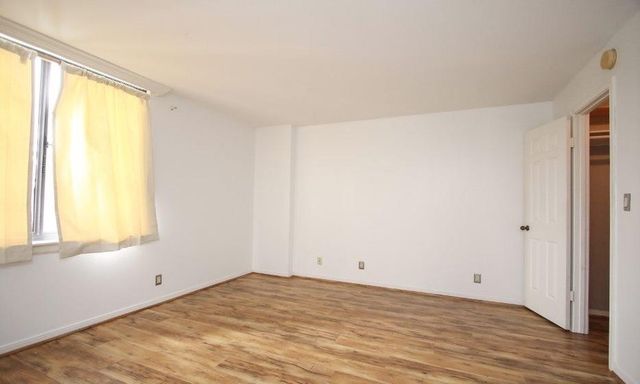 3525 Sage Road 318, Houston, TX 77056