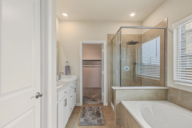 3020 Prairie Trail Avenue, Aubrey, TX 76227