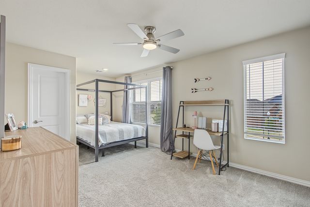 3020 Prairie Trail Avenue, Aubrey, TX 76227