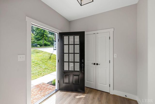 2212 Cambridge Place, Lynchburg, VA 24503