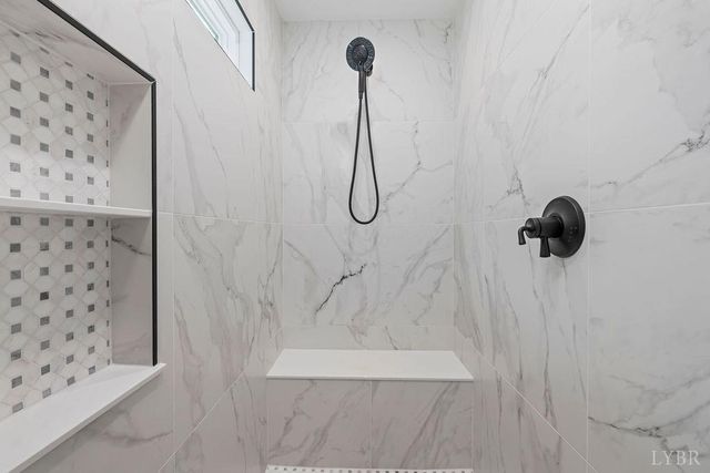 2212 Cambridge Place, Lynchburg, VA 24503