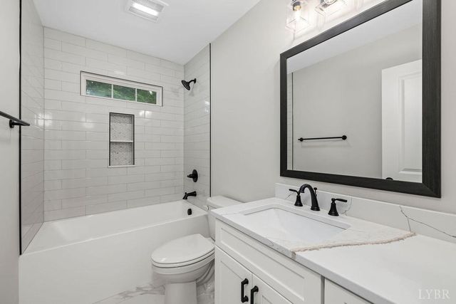 2212 Cambridge Place, Lynchburg, VA 24503