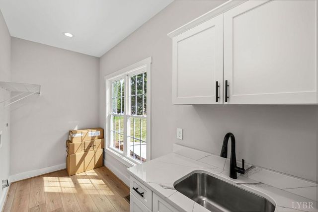 2212 Cambridge Place, Lynchburg, VA 24503