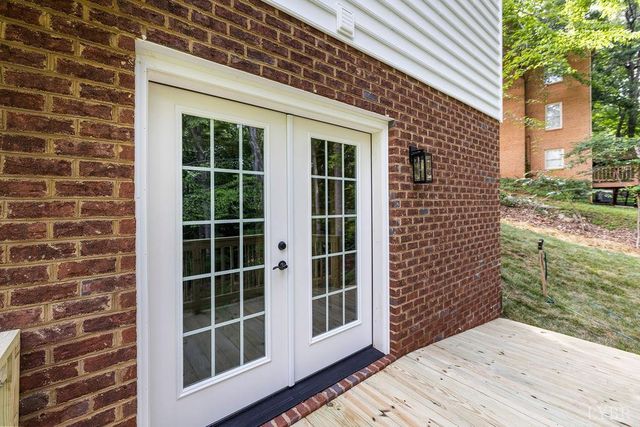 2212 Cambridge Place, Lynchburg, VA 24503