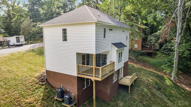 2212 Cambridge Place, Lynchburg, VA 24503