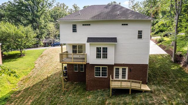 2212 Cambridge Place, Lynchburg, VA 24503