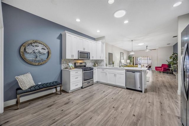 31814 LARKENHEATH DRIVE, Wesley Chapel, FL 33543