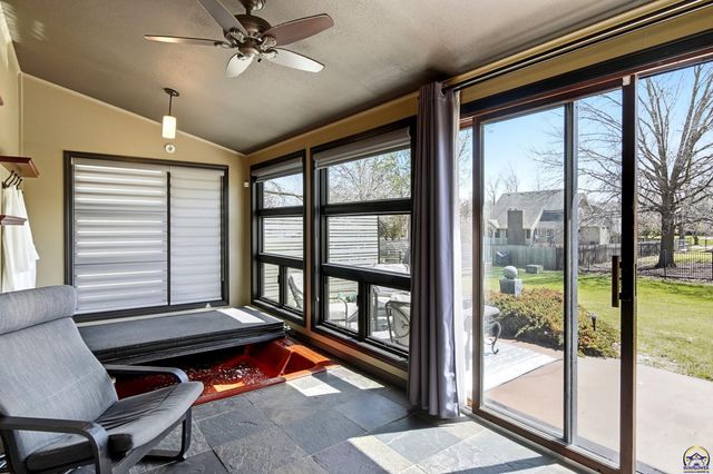 7601 SW Oxfordshire RD, Topeka, KS 66614