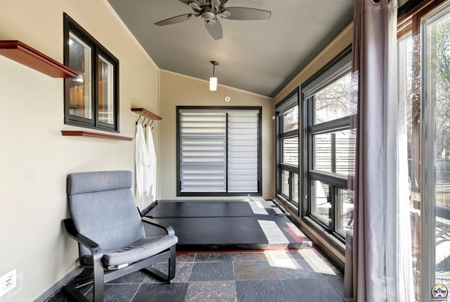 7601 SW Oxfordshire RD, Topeka, KS 66614