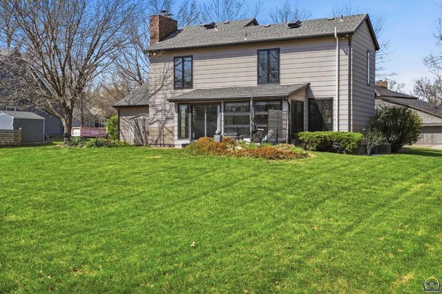 7601 SW Oxfordshire RD, Topeka, KS 66614