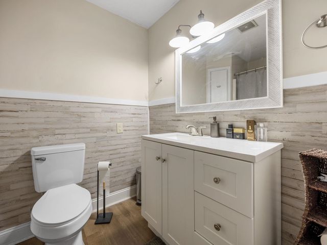 20 Gordon Street, Spartanburg, SC 29301