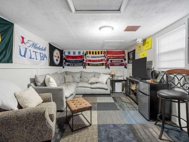 20 Gordon Street, Spartanburg, SC 29301