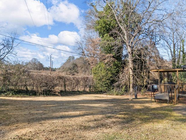 20 Gordon Street, Spartanburg, SC 29301