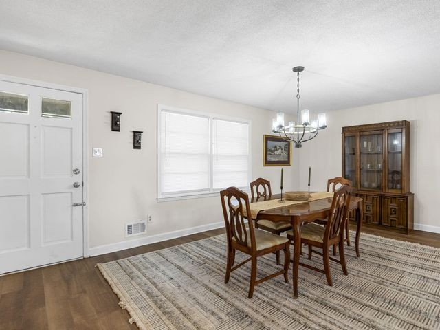 20 Gordon Street, Spartanburg, SC 29301