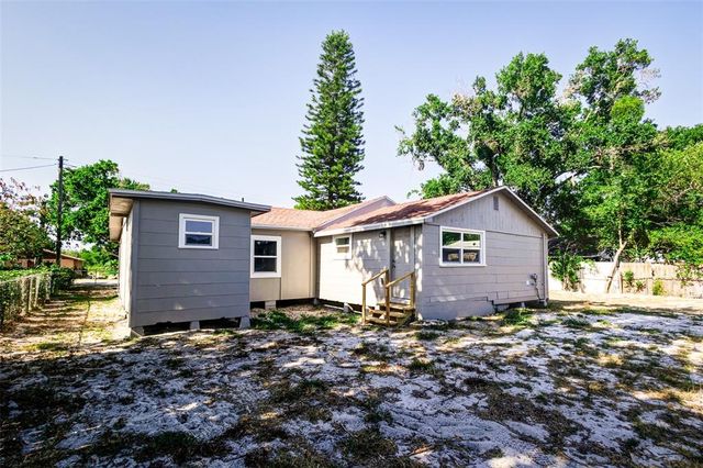 318 SENATE STREET, Auburndale, FL 33823
