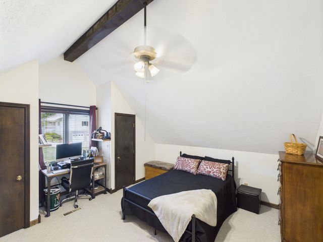 826 Yates Crossing, Milton, WV 25541