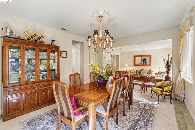 325 San Marino Ln, Brentwood, CA 94513