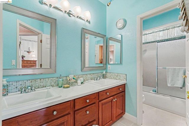 325 San Marino Ln, Brentwood, CA 94513