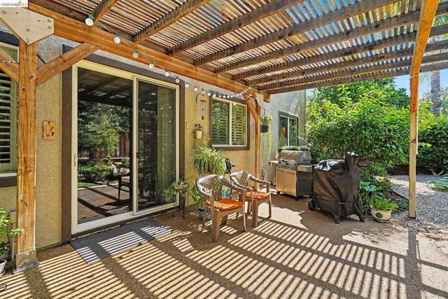 325 San Marino Ln, Brentwood, CA 94513