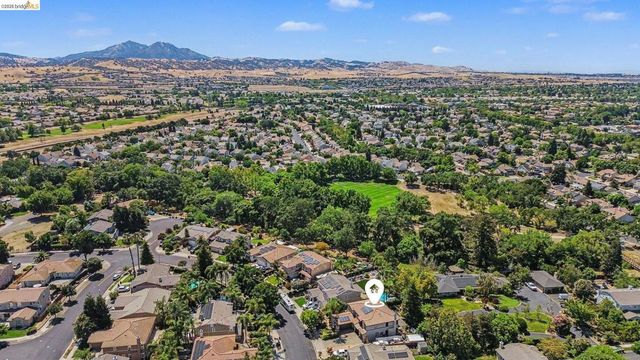 325 San Marino Ln, Brentwood, CA 94513