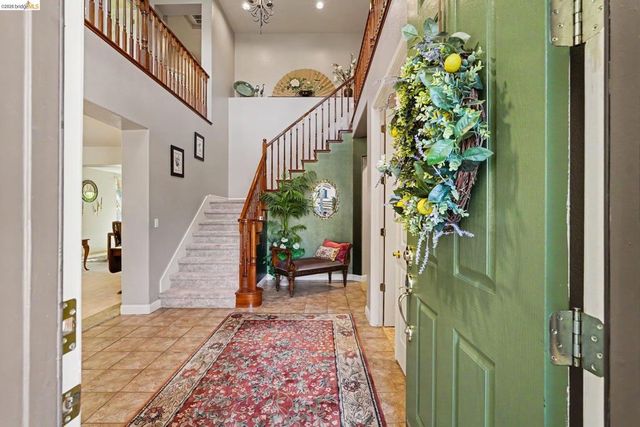 325 San Marino Ln, Brentwood, CA 94513