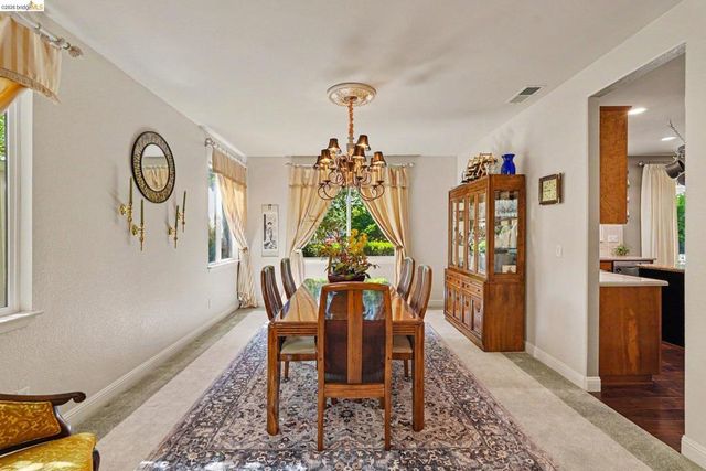 325 San Marino Ln, Brentwood, CA 94513