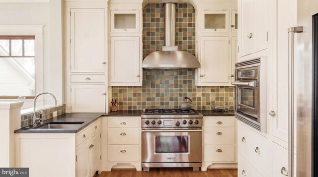 5521 POTOMAC AVE NW, Washington, DC 20016