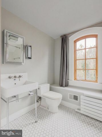5521 POTOMAC AVE NW, Washington, DC 20016
