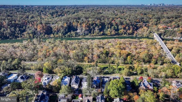 5521 POTOMAC AVE NW, Washington, DC 20016