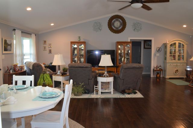 3286 Barbourville Road, London, KY 40744