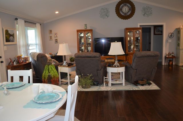 3286 Barbourville Road, London, KY 40744