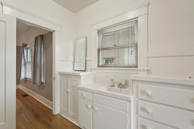 400 Chestnut St, Lodi, CA 95240