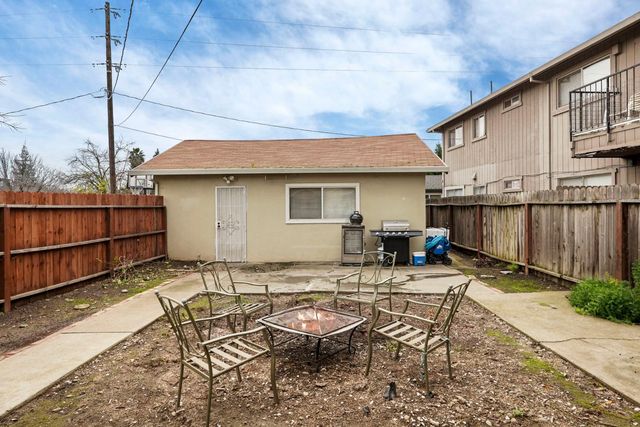 400 Chestnut St, Lodi, CA 95240