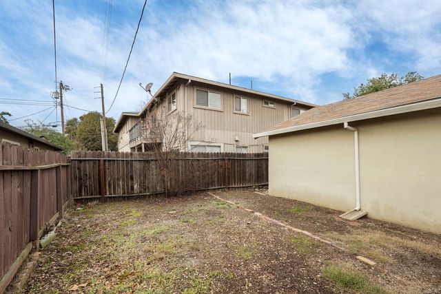 400 Chestnut St, Lodi, CA 95240