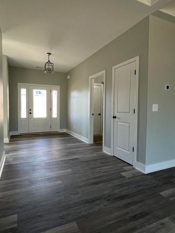 161 Whitley Way, Georgetown, KY 40324