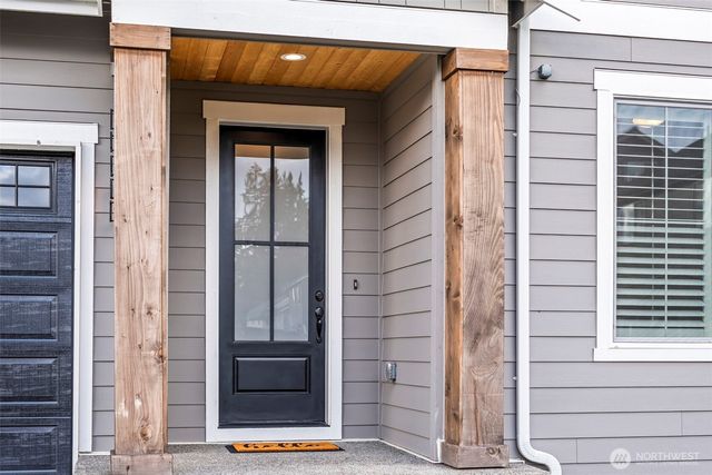 14205 56th Avenue Ct E, Puyallup, WA 98373