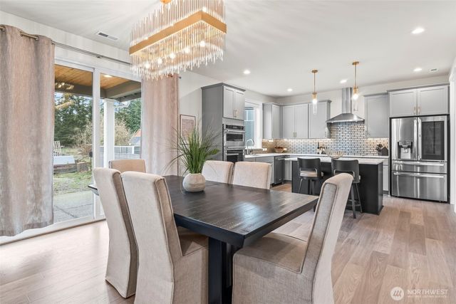 14205 56th Avenue Ct E, Puyallup, WA 98373