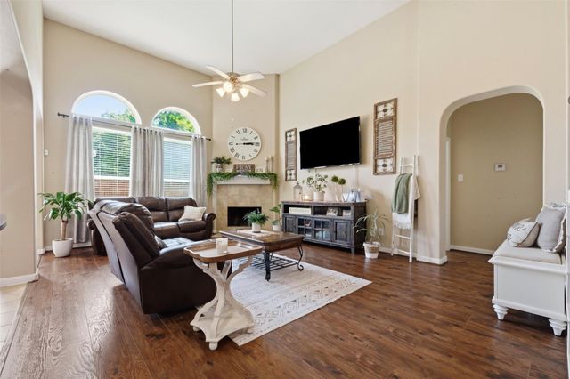 13602 Cotton Court, Mont Belvieu, TX 77523