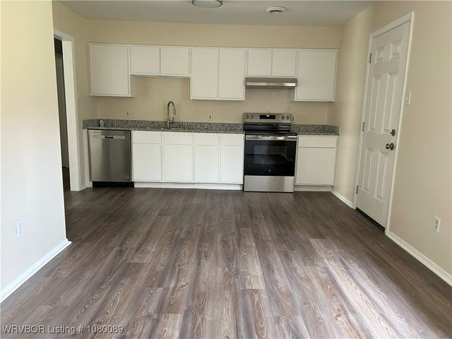 102 Gamma Circle, Roland, OK 74954