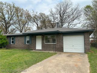 102 Gamma Circle, Roland, OK 74954