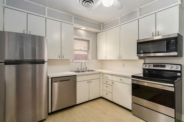 3233 Odessa Avenue, Fort Worth, TX 76109