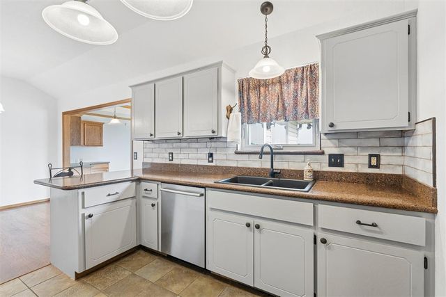 503 Moffat Road NE, Piedmont, OK 73078