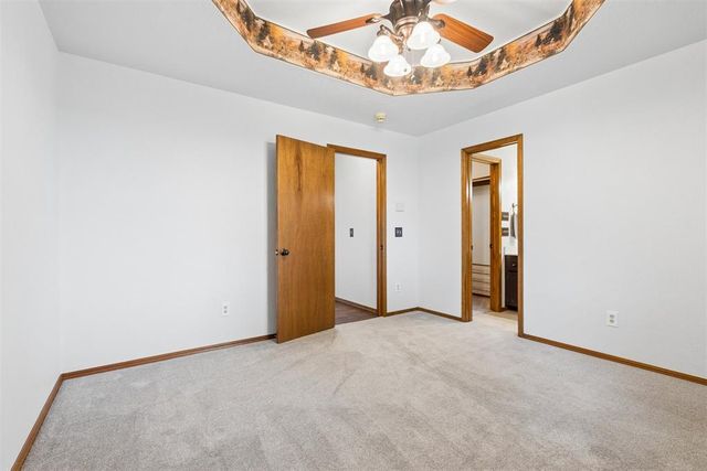 503 Moffat Road NE, Piedmont, OK 73078