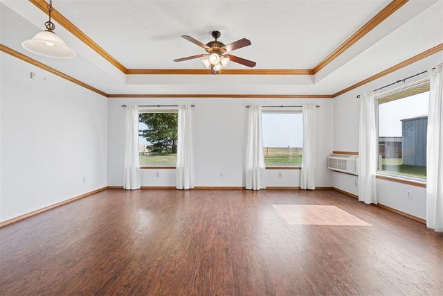 503 Moffat Road NE, Piedmont, OK 73078