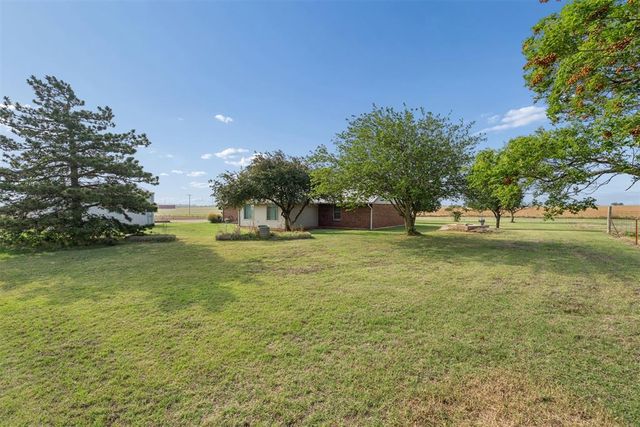 503 Moffat Road NE, Piedmont, OK 73078