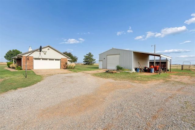 503 Moffat Road NE, Piedmont, OK 73078