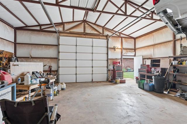 503 Moffat Road NE, Piedmont, OK 73078