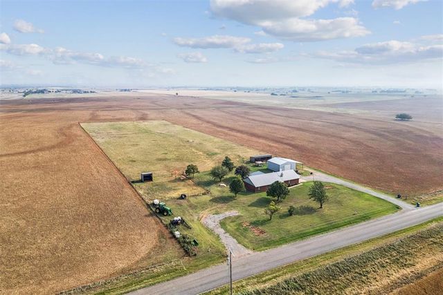 503 Moffat Road NE, Piedmont, OK 73078